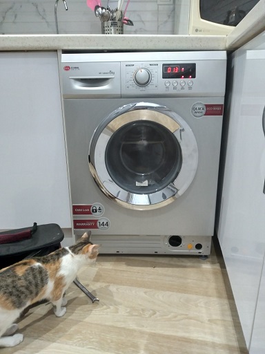 تعمیر برد الکترونیکی ماشین لباسشویی کرال در رشت 09112305332