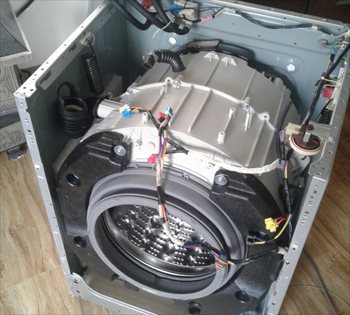 دلایل عدم چرخش و حرکت ماشین لباسشویی 09112305332