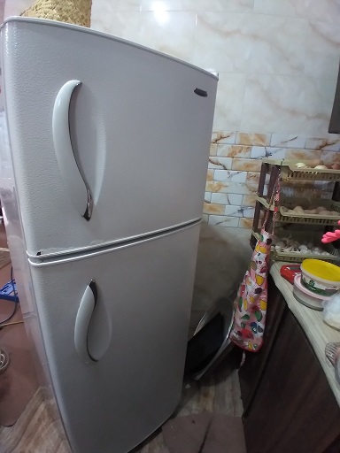 نشت یابی و شارژ گاز یخچال فریزر دونار مدل DNFR650W در رشت 09112305332