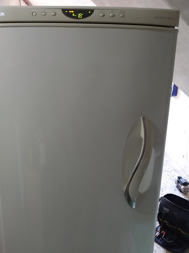 تعمیر تمام فریزر امرسان مدل NF-1560D در رشت 09112305332