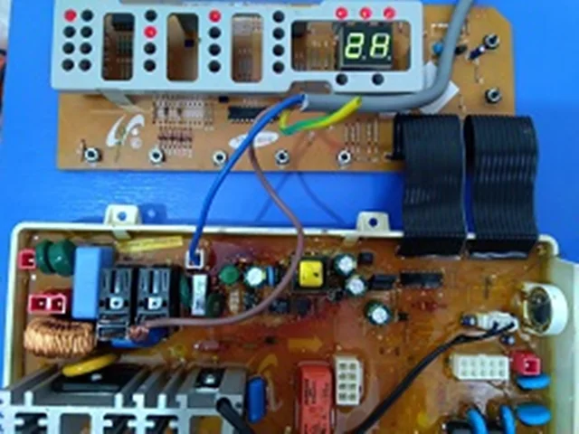 تعمیر برد الکترونیکی ماشین لباسشویی سامسونگ مدل B1075TS در رشت 09112305332
